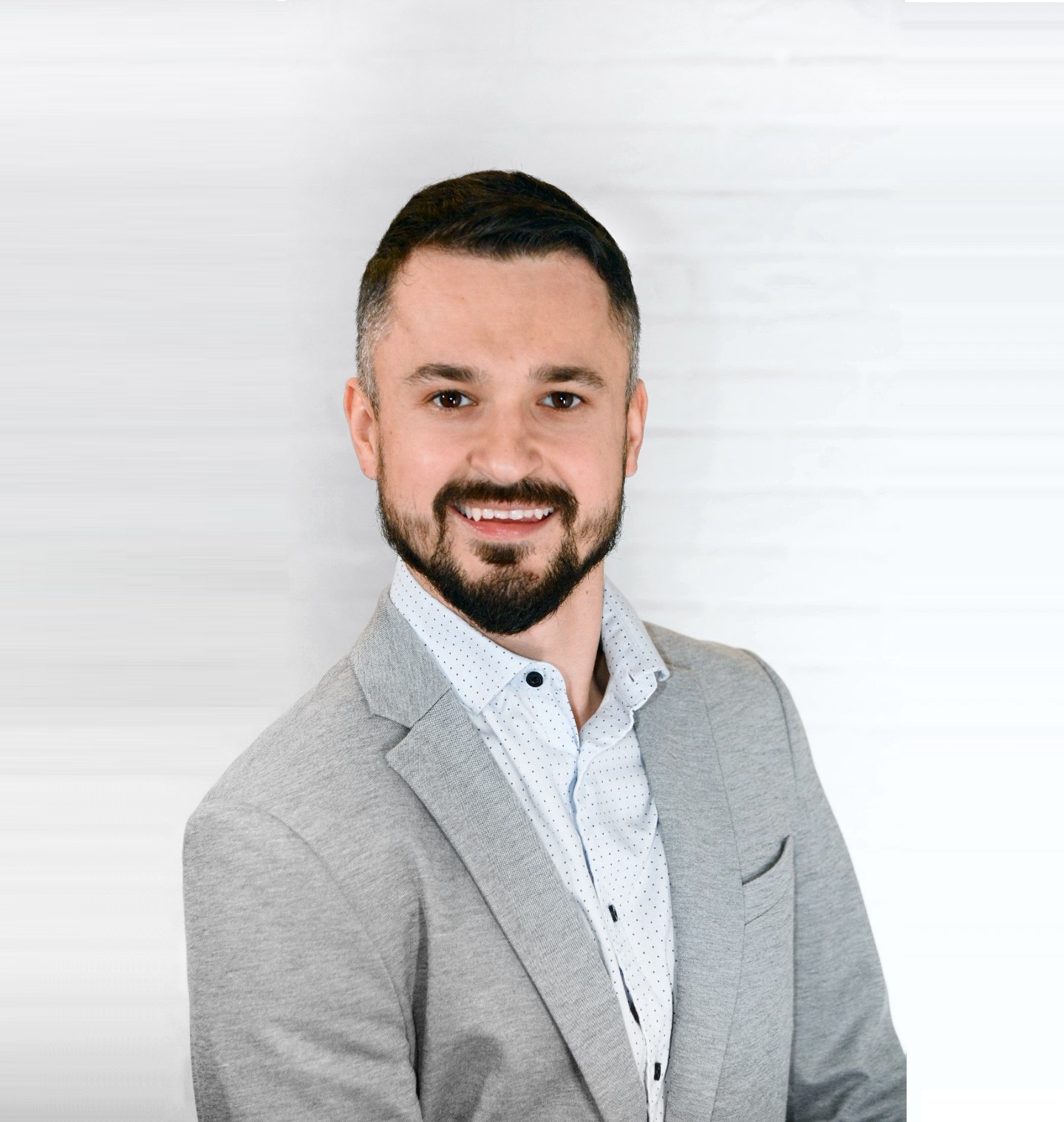 Michał Janiak – psychoterapeuta | Psychoterapia online E-Moc-Ja Michał Janiak – psychoterapeuta prowadzący psychoterapię online, pracujący z emocjami, podświadomością i w nurcie IFS