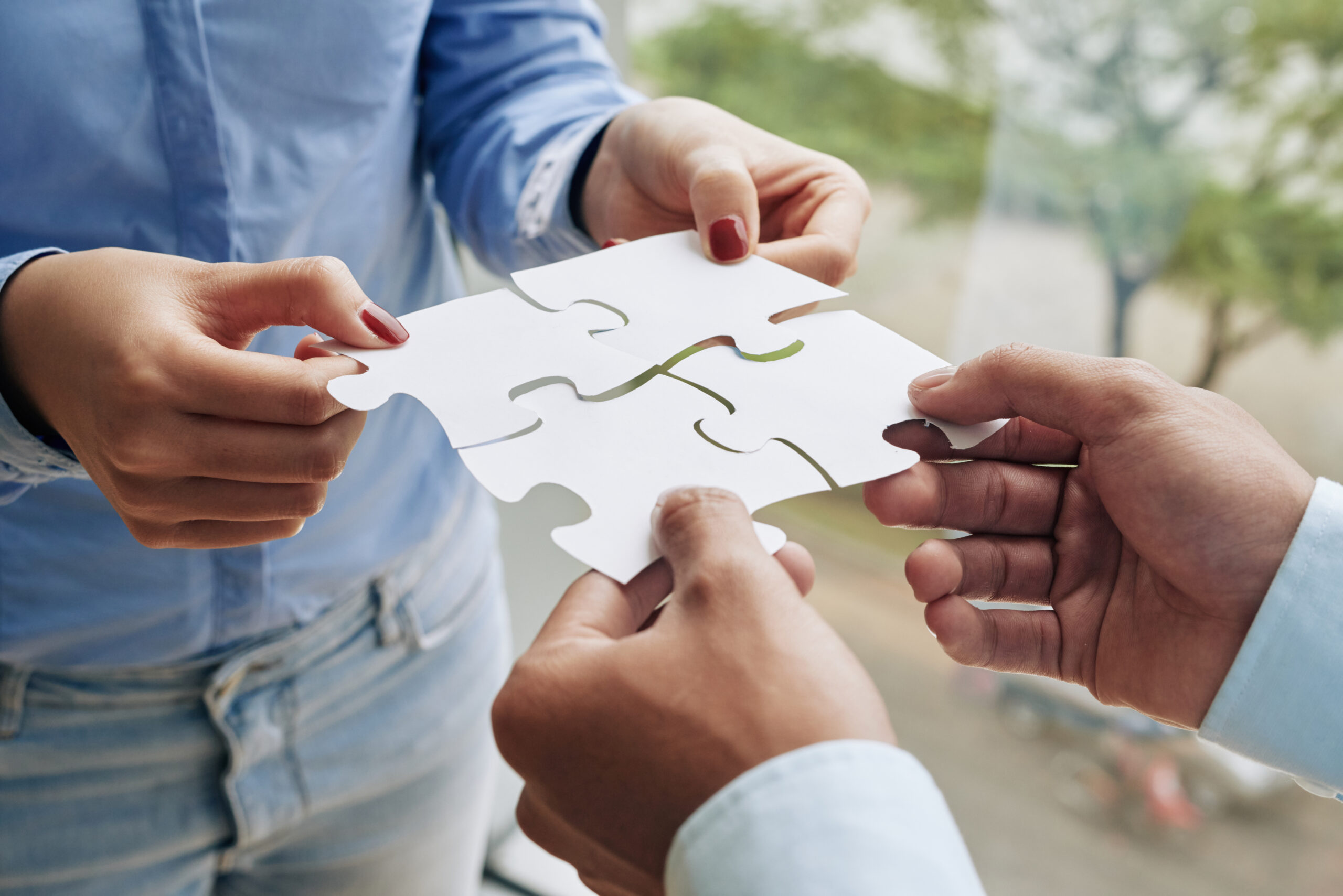 Moje wartości – współpraca, spójność i proces Symboliczne przedstawienie współpracy i łączenia elementów w procesie psychoterapii, odzwierciedlające moje wartości w pracy z klientem